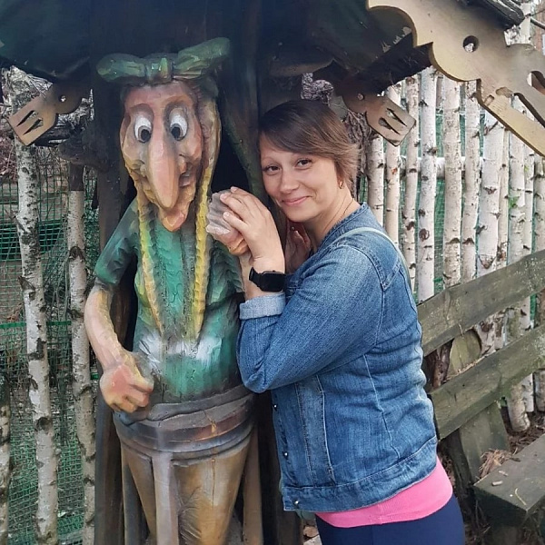 Никольская Елена