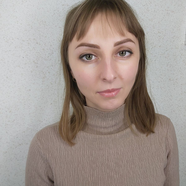 Конюхова Елена