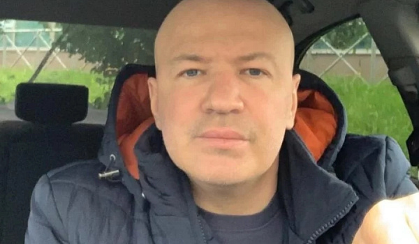 «Я теперь шучу, что живу с «женскими мозгами»: Москвич победил рак и стал первым мужчиной-равным консультантом в онкогематологии