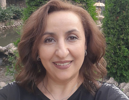 Илона Степанова