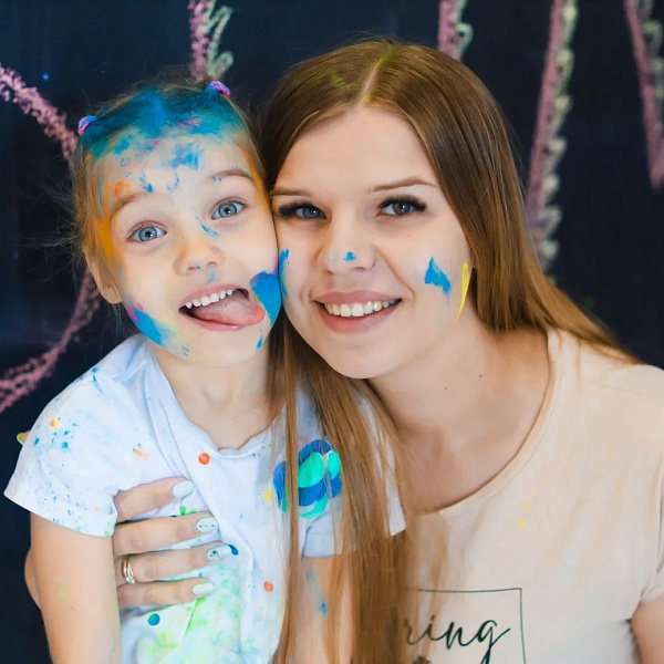 Диана Сурина + 7 подопечных